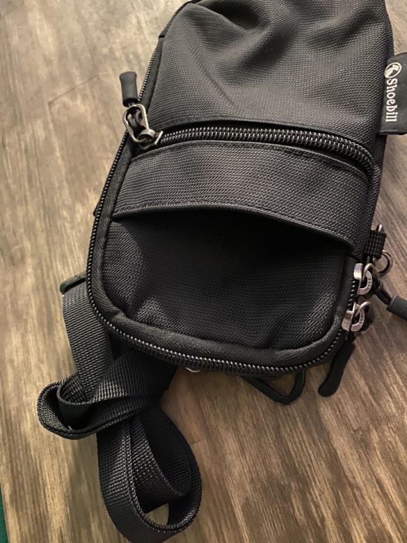 シュービル、タッチパネル対応マルチポーチ